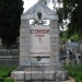 Tomb Emma CalvÃ©, Milau