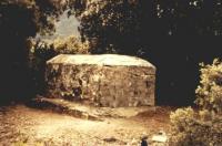 Tomb at Les Pontils