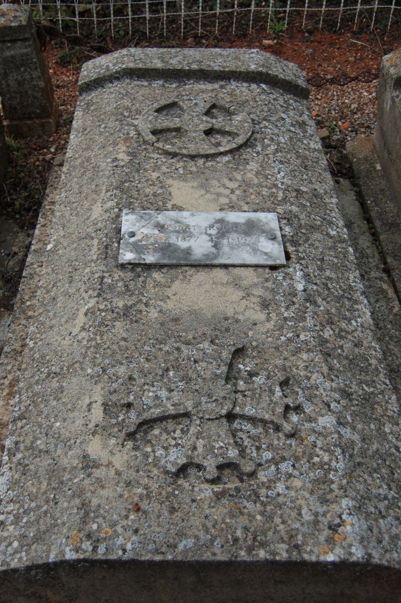 Tombstone of Deodat Roche with the Occitan and Cathar crosses